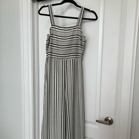 Summer Jumpsuit Size M - Picture 1 of 3